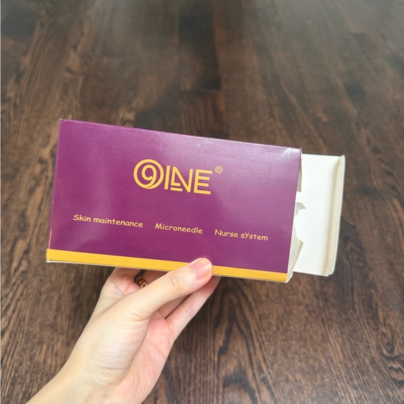 Microneedle Kit - Picture 2 of 4